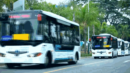 全球首批无人驾驶公交来深圳了，你敢坐吗？